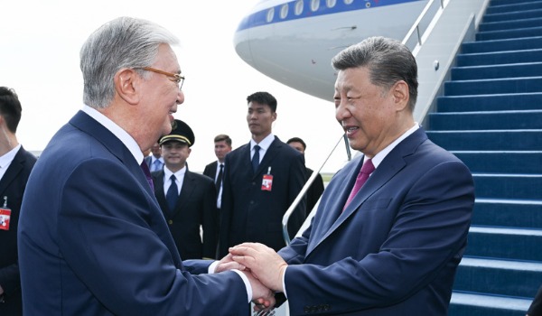 习近平圆满结束出席第二届中国—中亚峰会